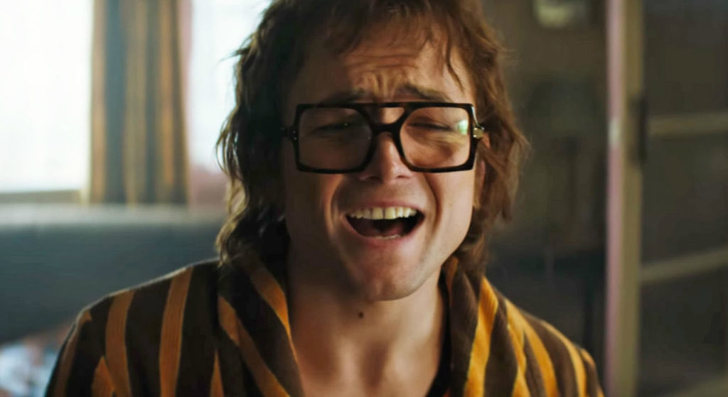 Ratita_Bebe's tweet image. Jamás le voy a perdonar a los premios de la Academia haber ninguneado a Taron Egerton por su magnífica actuación en “Rocketman”. 😭