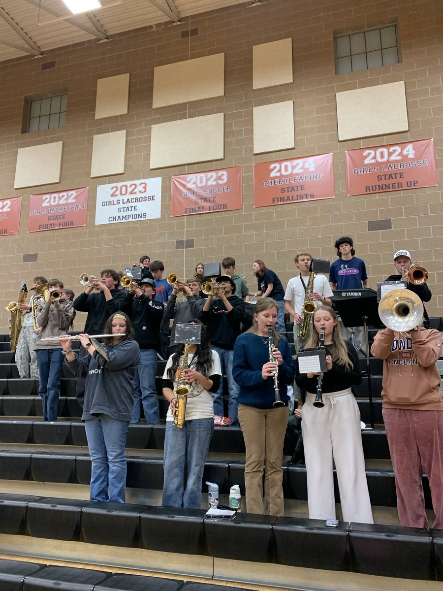 Mead HS Bands tweet media