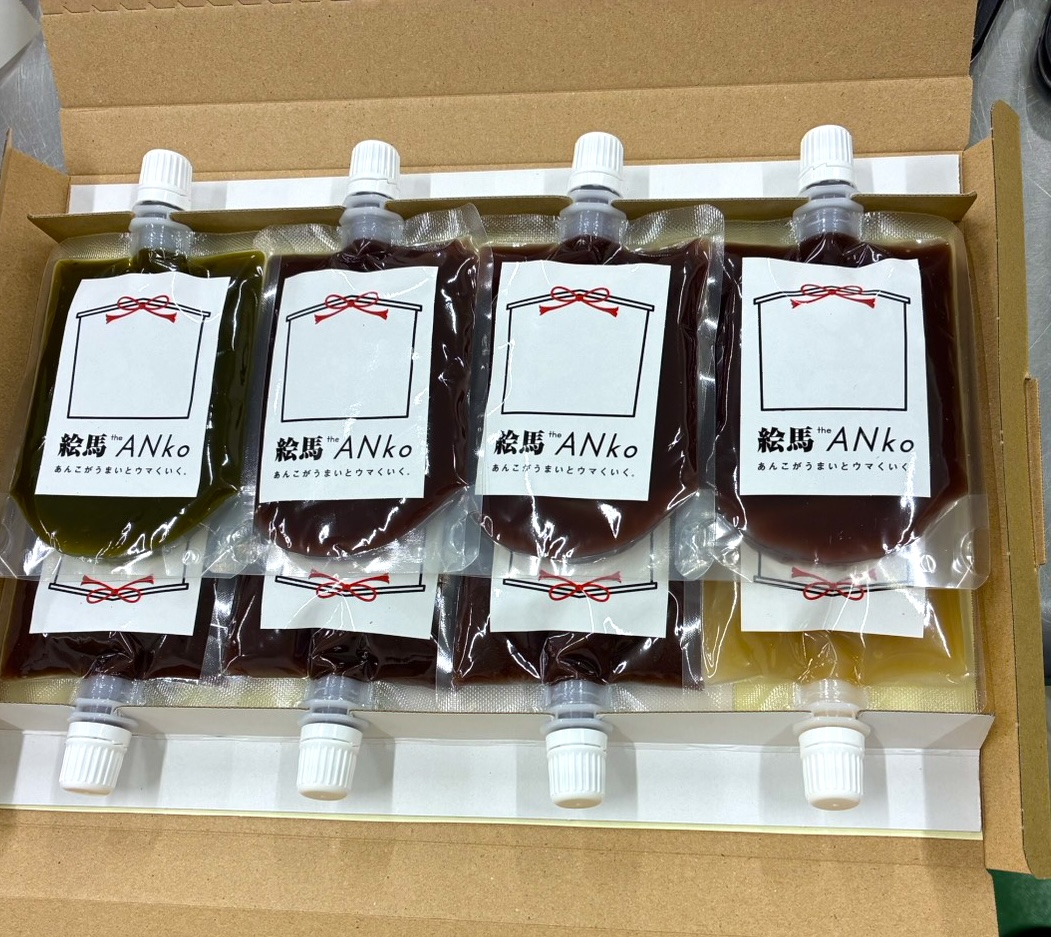 🐎⛩️開運絵馬ラベル_飲むあんこ⛩️🐎

昨日発売した絵馬ラベル、早速たくさんのご注文ありがとうございます🙇‍♀️本日から出荷してます🚚
みなさんの応援を早く届けられるよう、私たちも急いで出荷しています！
フレーフレーみ・ん・な！フレーフレー配・送・業・者さん！💪
👇商品ページはこちら👇