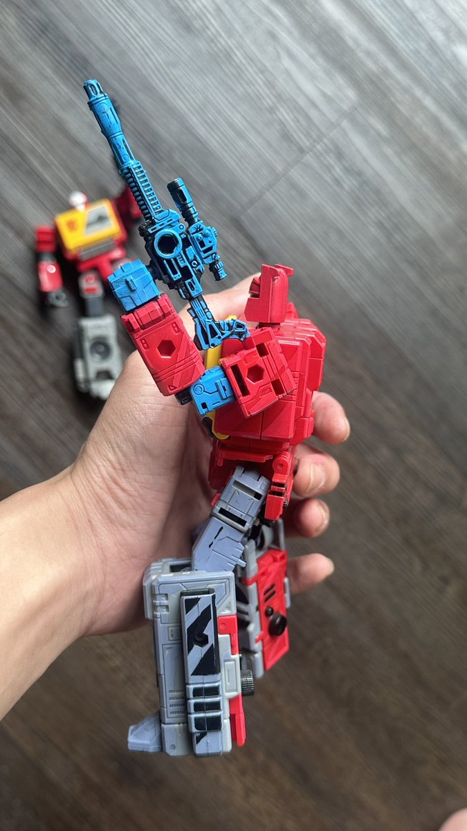 Jesterhatsjhund tweet media