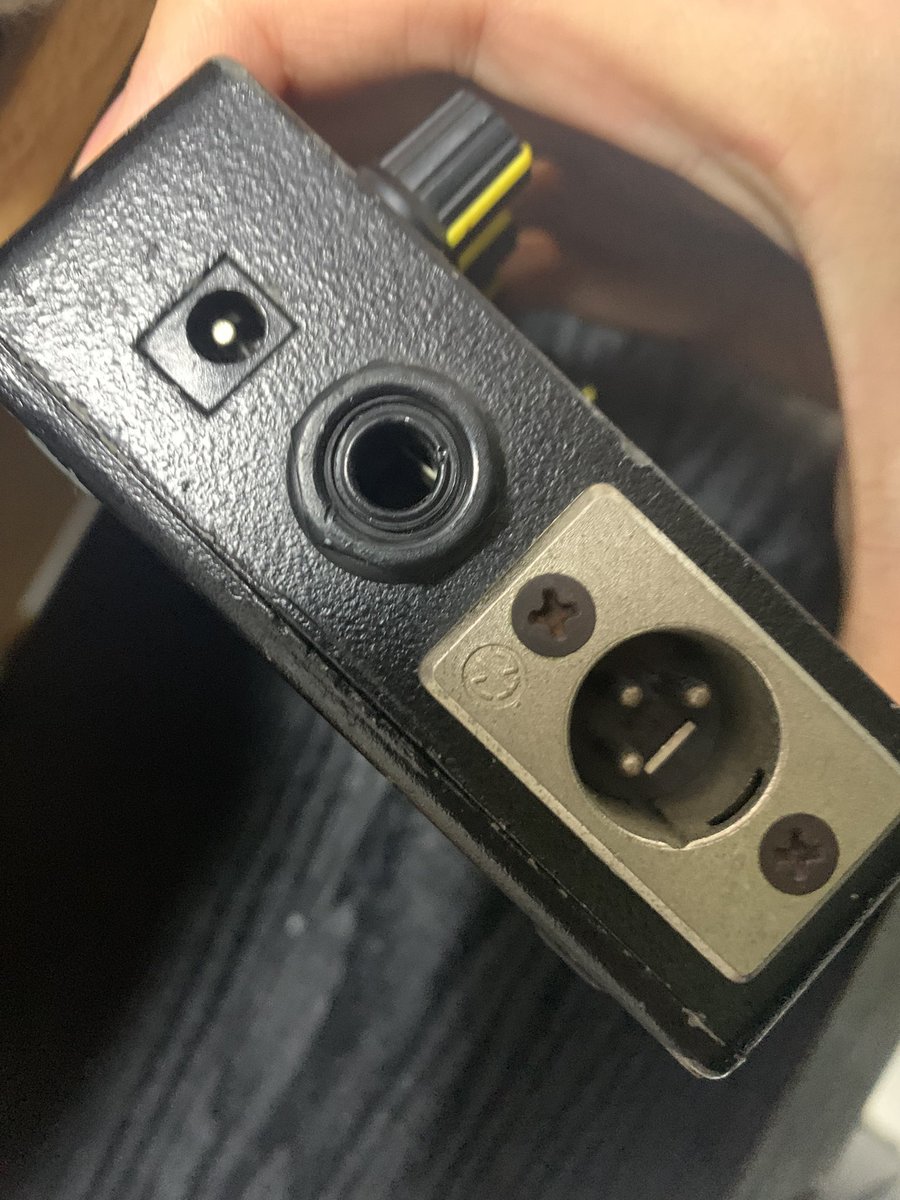 最初期サンズ
ノイトリック社製XLRジャック