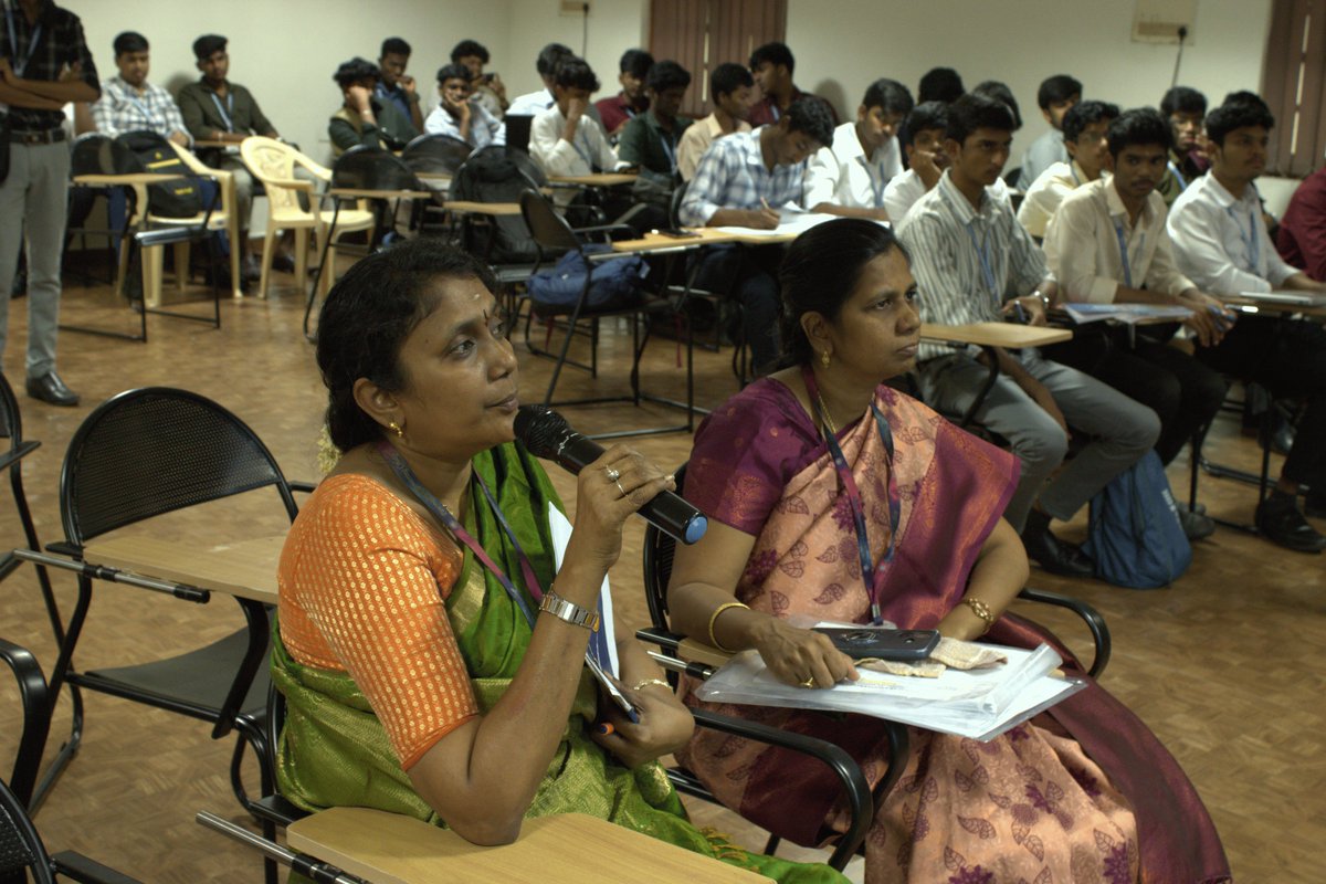 PanimalarC's tweet photo. Ideathon 2025
26.11.2025 to 28.11.2025

@AICTE_INDIA 
@EduMinOfIndia https://t.co/scxCBbMYEZ