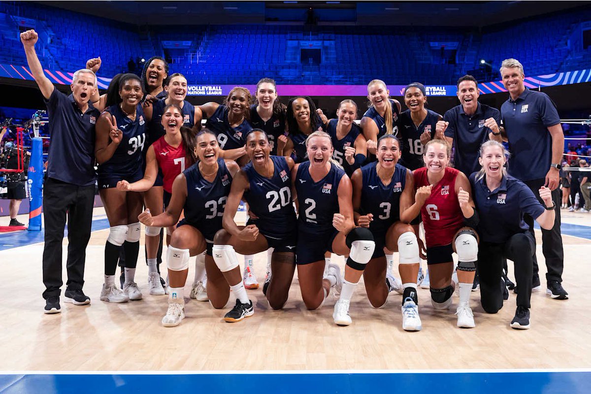 🚨UNOFFICIAL: THE WORLD’S BEST ARE COMING TO 🇵🇭 MANILA!

🇯🇵 JAPAN, 🇷🇸 SERBIA, 🇺🇸 USA, DEFENDING CHAMPIONS 🇮🇹 ITALY, 🇩🇴 DOMINICAN REPUBLIC, AND 🇨🇿 CZECHIA.

WOMEN’S VNL WEEK 2 | JUNE 17–21, 2026 🔥🏐