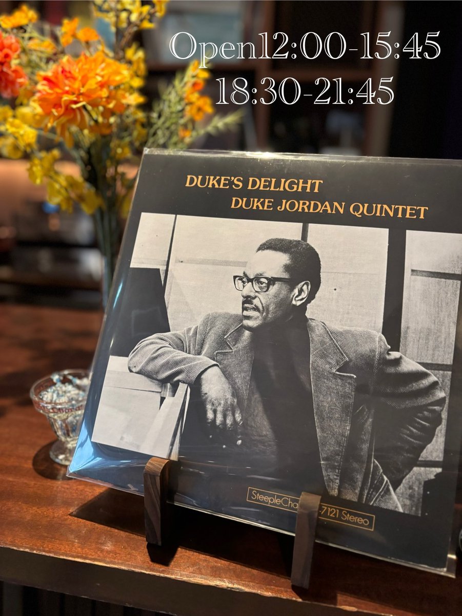 営業開始！
先日、初めてカレーを二倍量仕込みました。大量調理の倍量って難しいんですね〜。