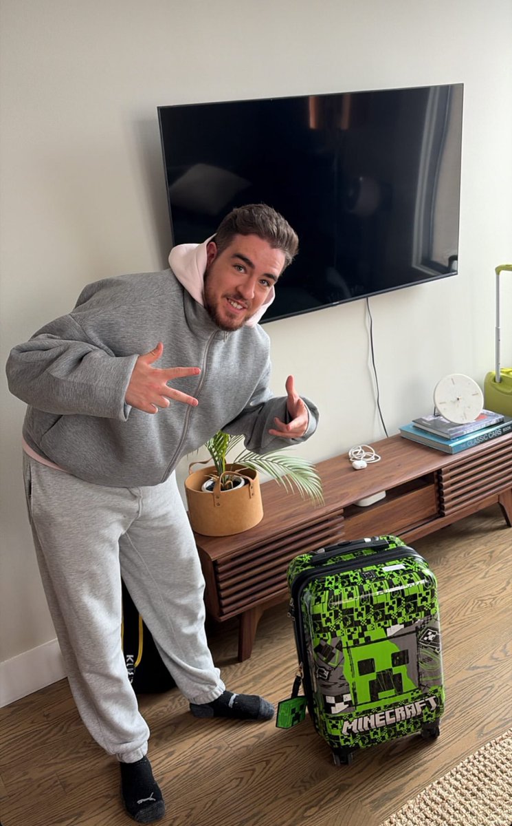 LOS SIMONES 2025 y REGRESAMOS DE CHICAGO 😎

STREAM: iChurrox 💜