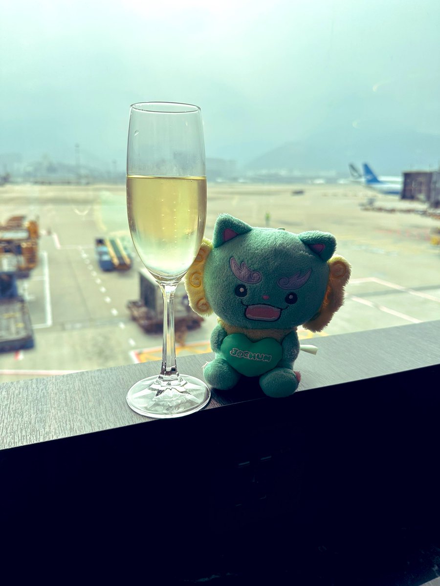 pariskuma13's tweet photo. さよなら、香港。 https://t.co/pcvM70GkrA