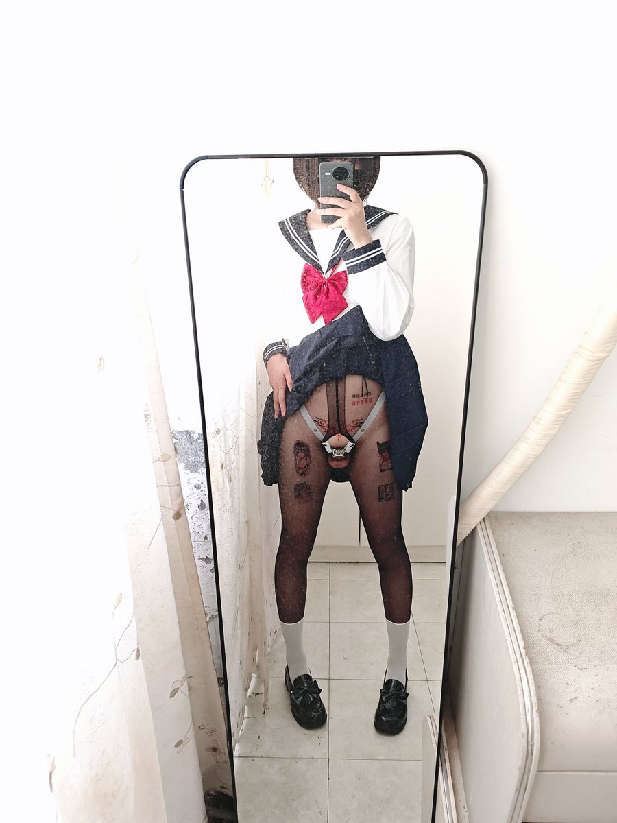 芯芯不是欣欣 tweet media