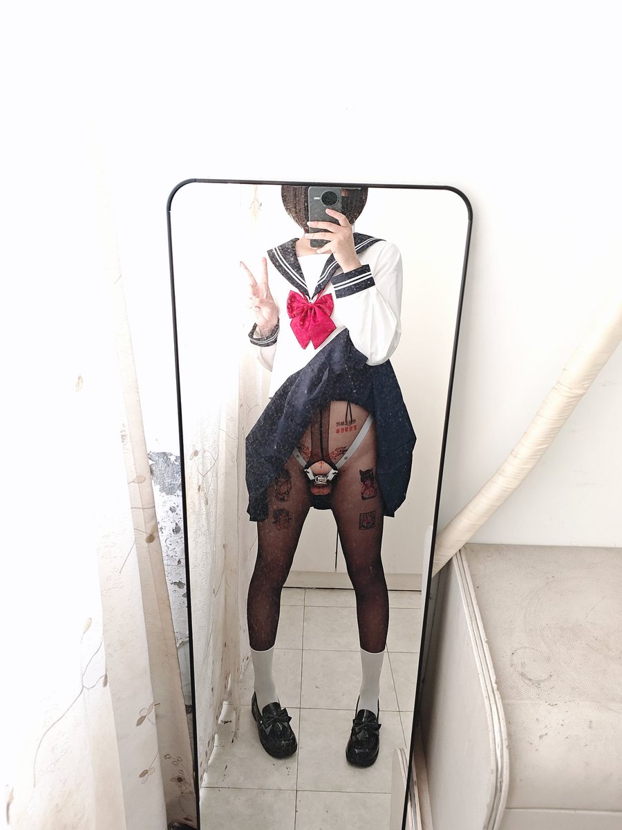 芯芯不是欣欣 tweet media