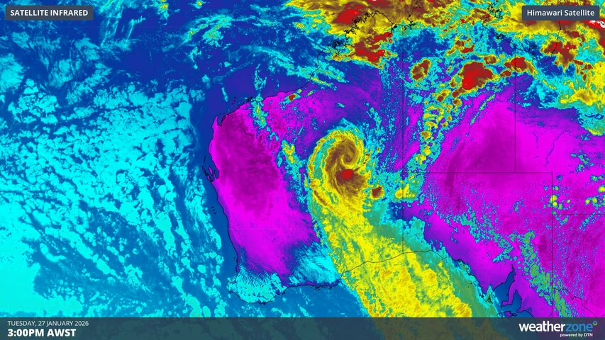 weatherzone's tweet image. Ex-Tropical Cyclone Luana has done something tropical cyclones don’t usually do - it gained strength over land three days after making landfall.

📷 This enhanced infrared satellite image shows ex-Tropical #CycloneLuana over #WesternAustralia on Tuesday, January 27, 2026.