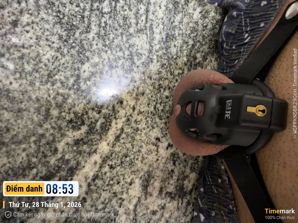 Sáng chụp mà quên đăng 😁😁

🐶🐶🔒🔒🔒