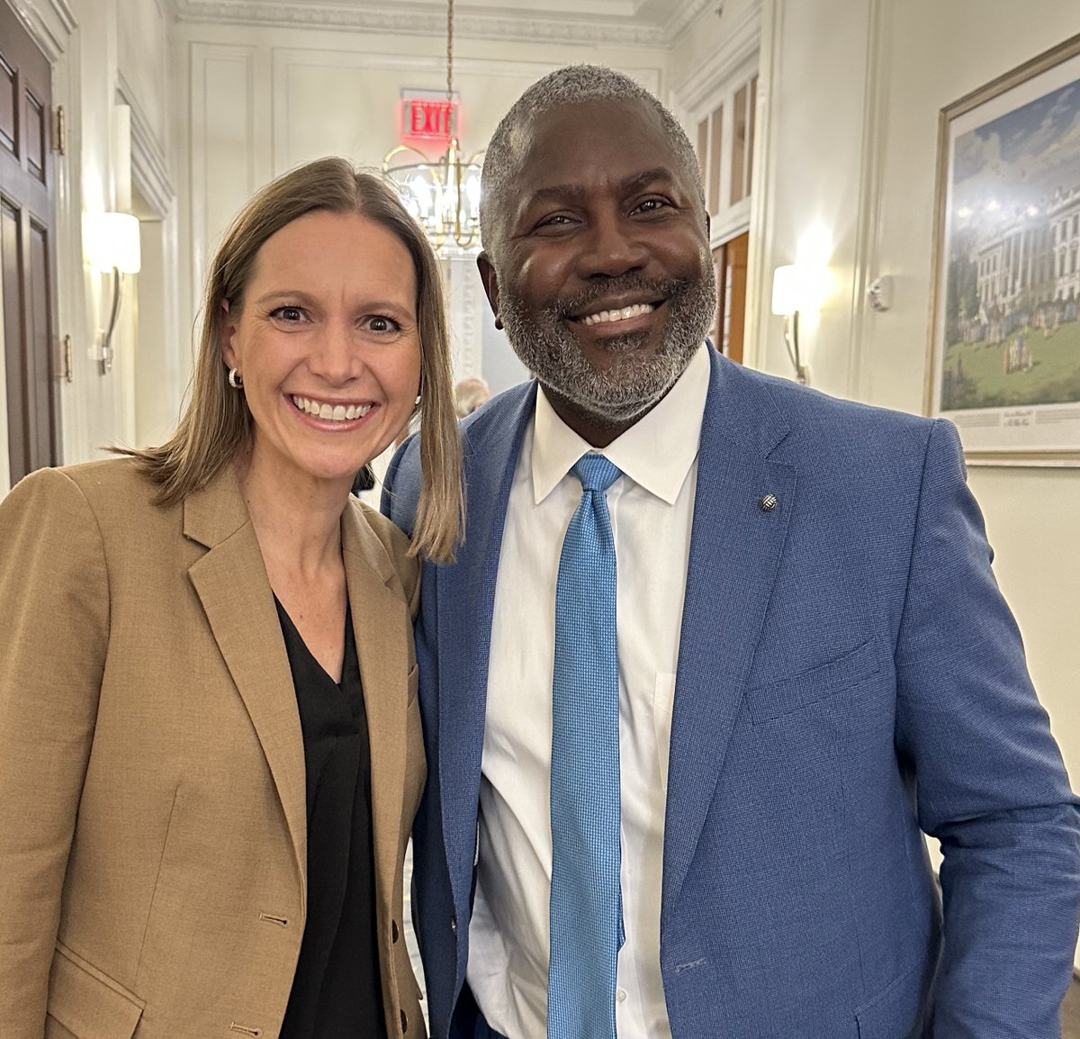 Keri D. Ingraham tweet media