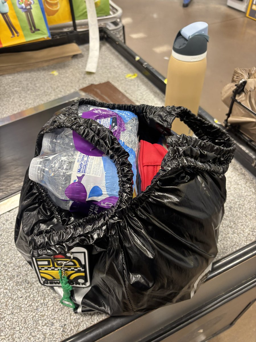 hot cheetos tweet media