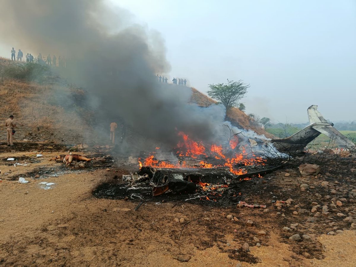 AdityaRaut85685's tweet photo. #BreakingBig Private plane carrying Maharashtra Dy CM Ajit Pawar that crashed today morning near Baramati
#AjitPawar dies in a plane crash 😭
#Maharashtra https://t.co/BXJNpkw8Hw