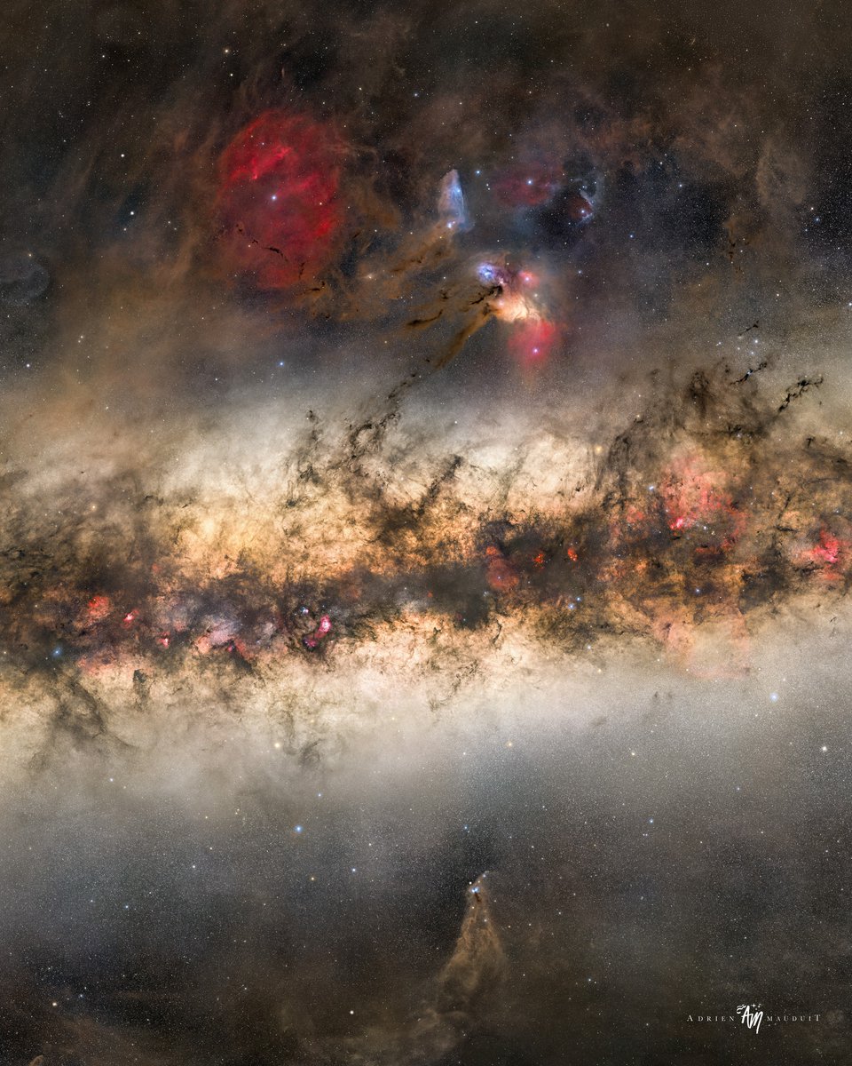 Super detailed wide-field panorama of out milky way galaxy core and surrounding interstellar dust 🌌🤯