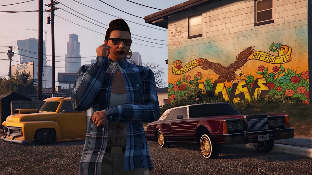 GTA 5 loading screen vs in-game.

(via u/MissAngelica_)