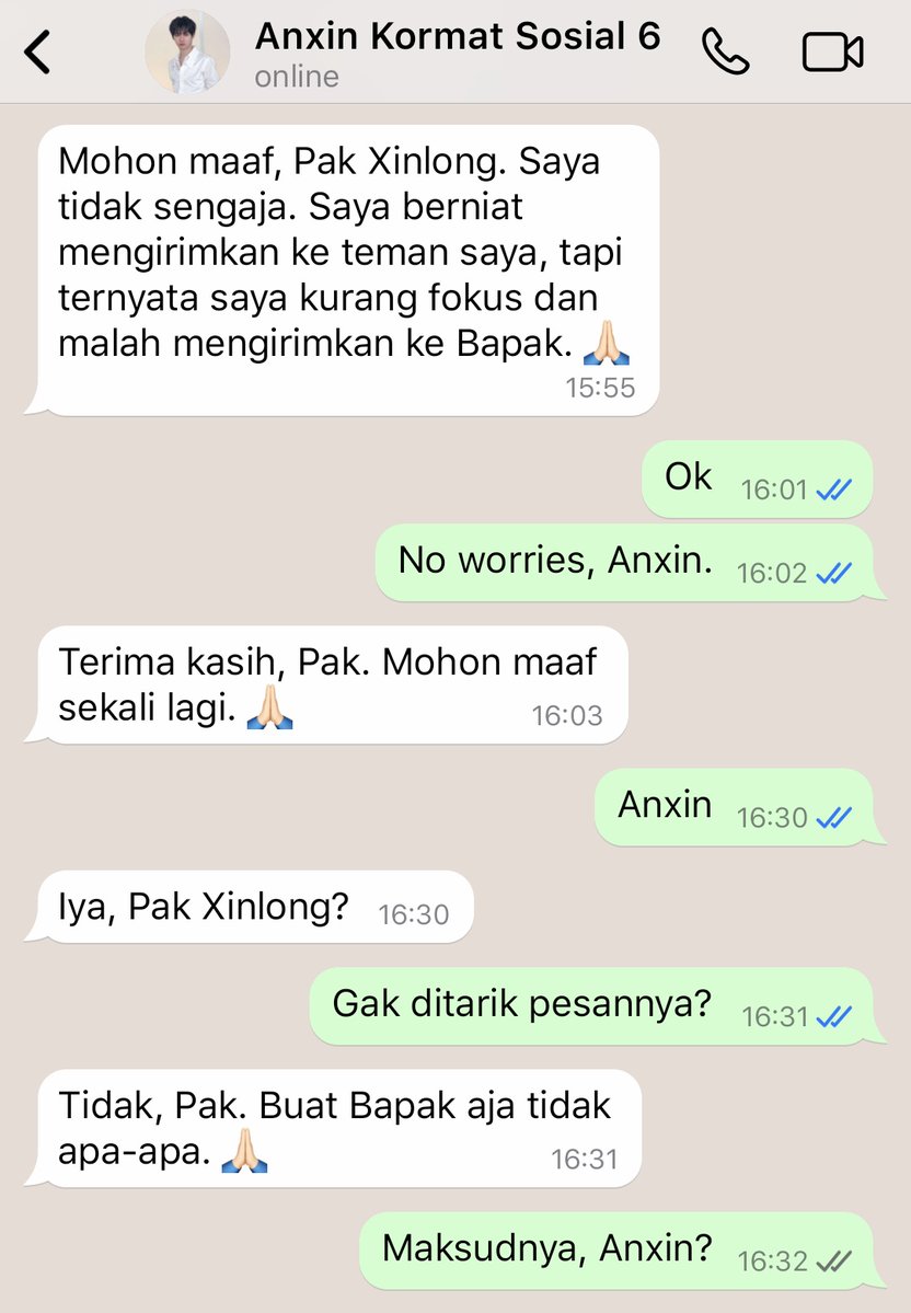 xinxinz one tweet au as dosen muda dan mahasiswa.