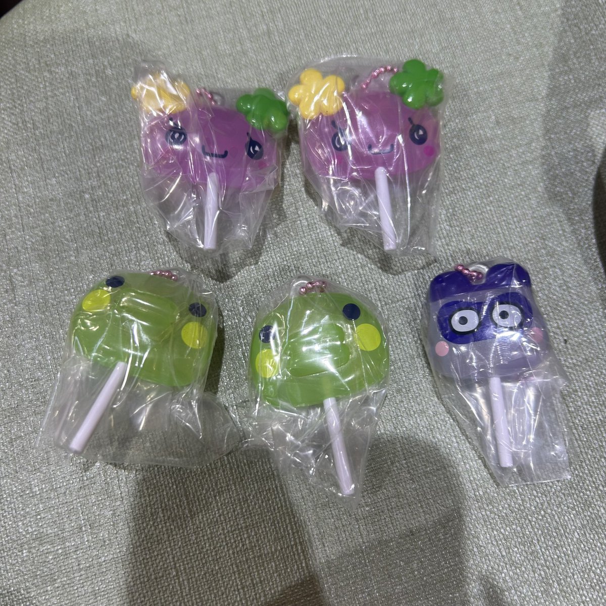 取引垢 tweet media
