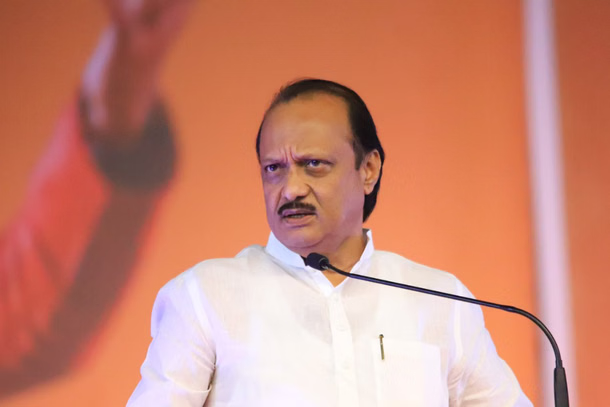 upuknews1's tweet image. #BREAKING: Prime Minister Narendra Modi and Union Home Minister Amit Shah spoke to Maharashtra Chief Minister Devendra Fadnavis to take stock of the Baramati plane crash and seek detailed updates on the situation.

#AjitPawarLive #PuneCrash #BaramatiAirport #IndiaNews