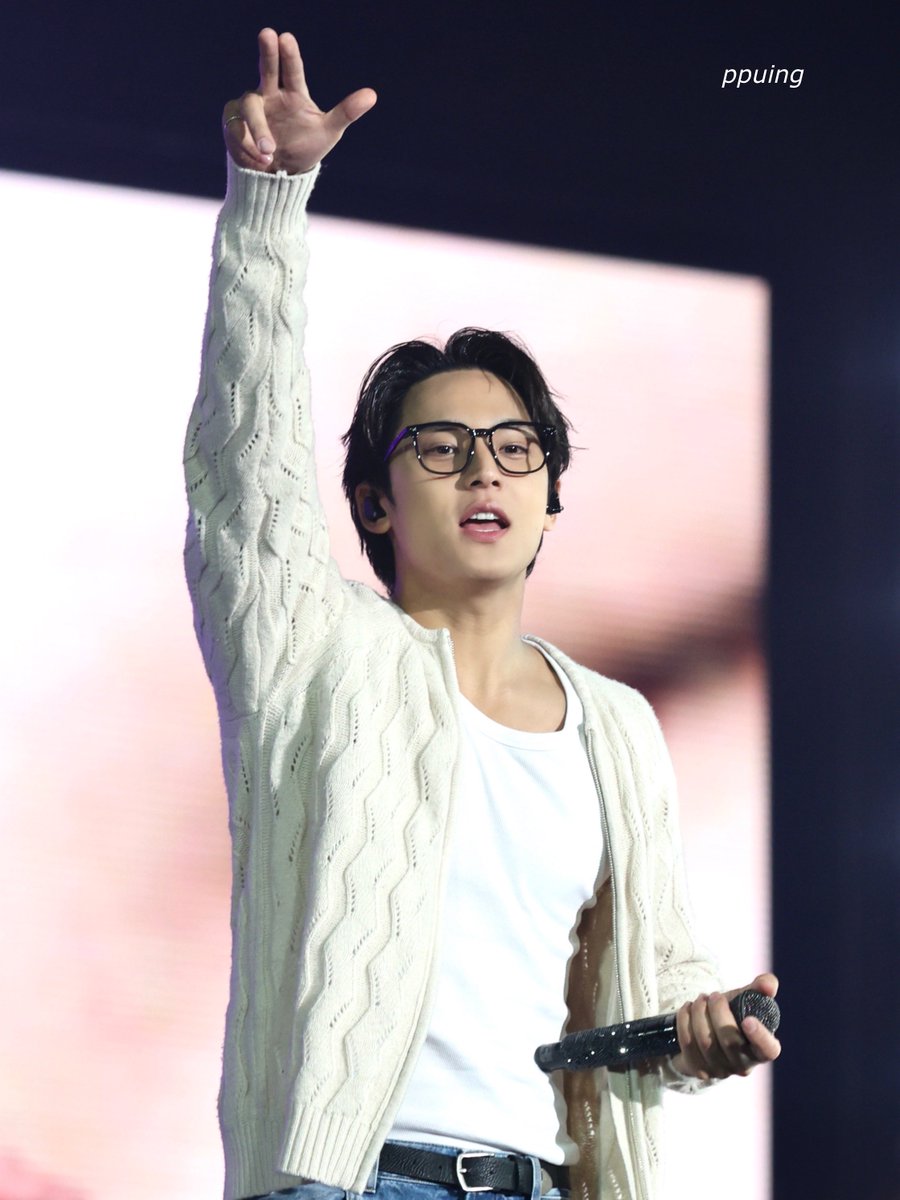 kimppuing's tweet photo. 251212 NEW_in TOKYO Day2

#세븐틴 #SEVENTEEN #セブチ #민규 #MINGYU #ミンギュ https://t.co/seN1jhDEUa