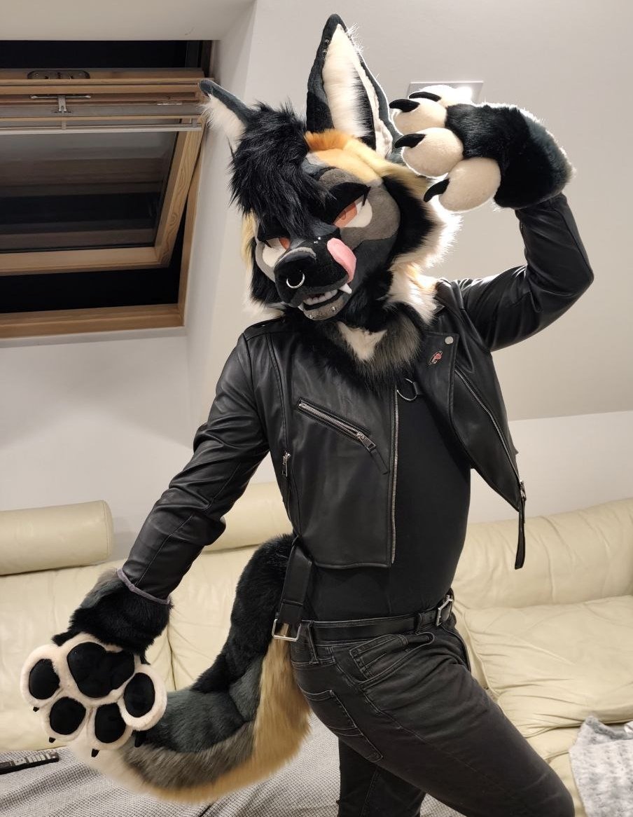 🌒 Taru 🌘 👉 Furizon tweet media