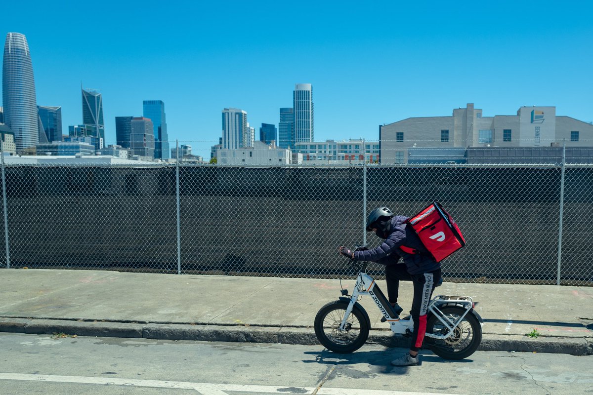 Complex's tweet photo. DoorDash, Uber Eats, Instacart, and other delivery apps in New York City are now required to pay workers at least $21.44 an hour. 

The expanded city rules apply to both food and grocery deliveries and cover time spent working on orders, not including tips. The policy also requires apps to provide itemized pay statements, pay workers within seven days of each pay period, and show customers a clear tipping option at checkout. The minimum rate is set to rise again in April to $22.13 an hour and will continue to increase each year with inflation.