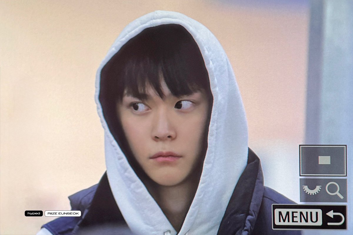 EUNSEOK. tweet media