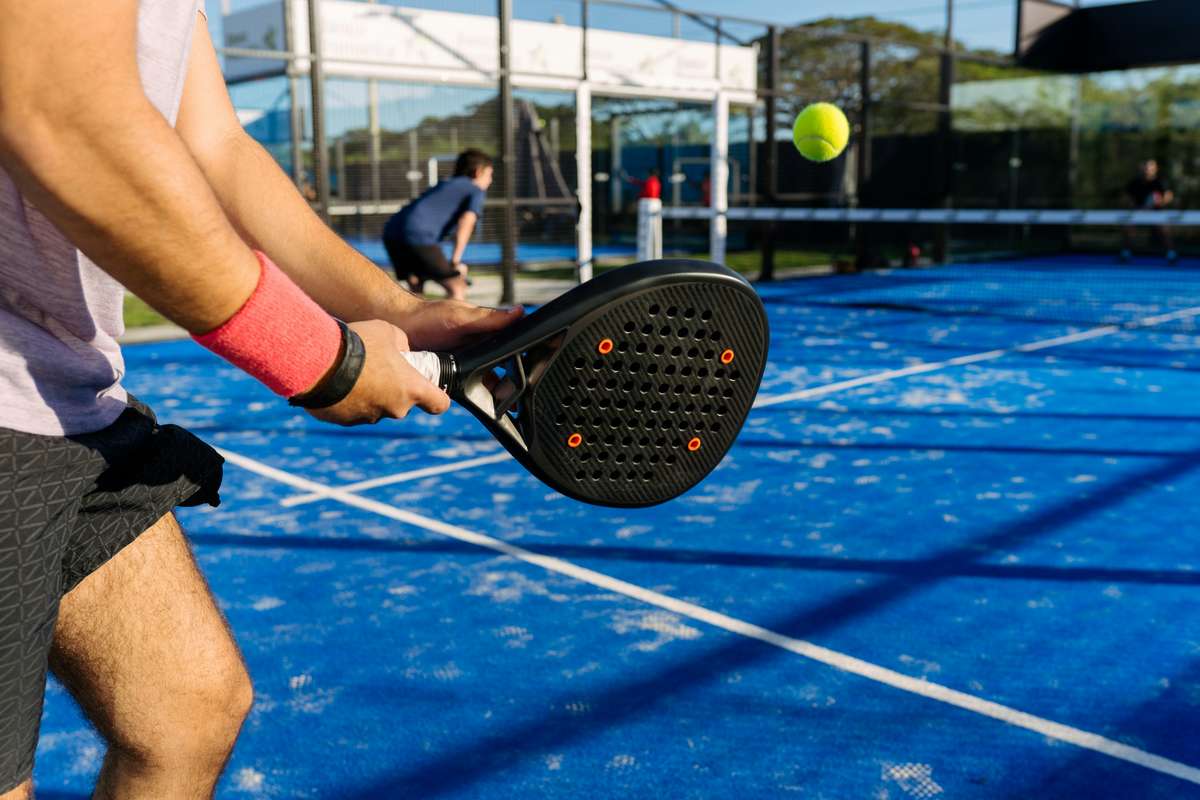 JohnDianastasis's tweet image. Paddle tennis blends speed, strategy, and social energy into one exciting sport. Easy to learn but tough to master, it’s perfect for staying active while having fun with friends 🏓😄 #PaddleTennis #ActiveLifestyle #CourtFun