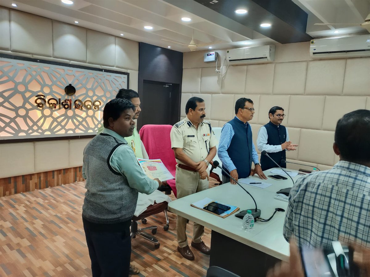 “Distribution of Prizes to Students and General Public for Slogan and Drawing Competition on the Occasion of National Road Safety Month, 2026 during the District Road Safety Committee (DRSC) Meeting.”
