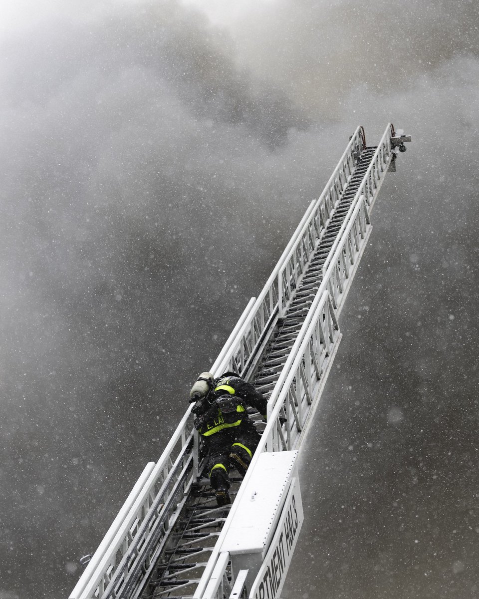 Sekondtry tweet media