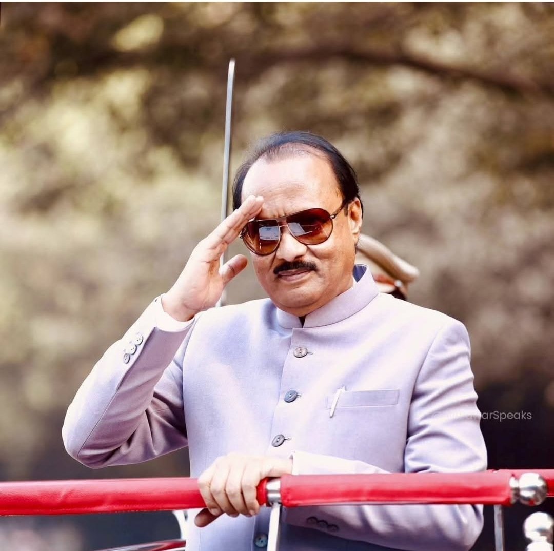 chetanmarwal's tweet photo. महाराष्ट्र राज्याचे उपमुख्यमंत्री अजित दादा पवार यांचं विमान अपघातात दुःखद निधन..मनाला चटका लावून जाणारी धक्कादायक बातमी..
भावपूर्ण श्रदांजली 💐 https://t.co/BhRmXDUVb7