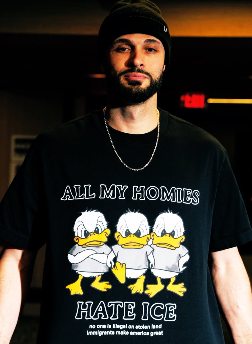 LakeShowYo tweet media