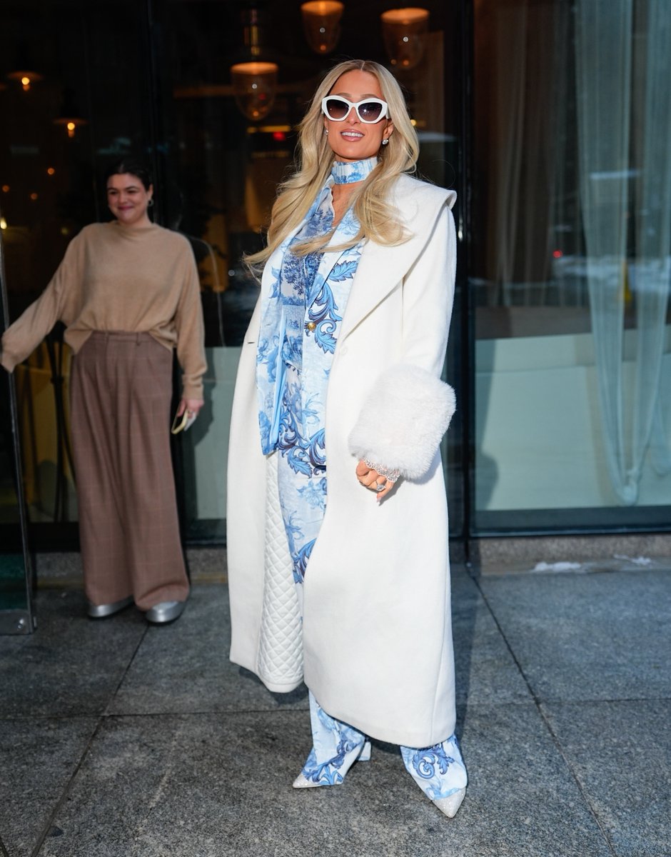 Pawe66862800's tweet image. #ParisHilton poses in style while departing Good Morning America in New York 27.01.2026

@ParisHilton 
 hqcelebcorner.net/index.php?thre…