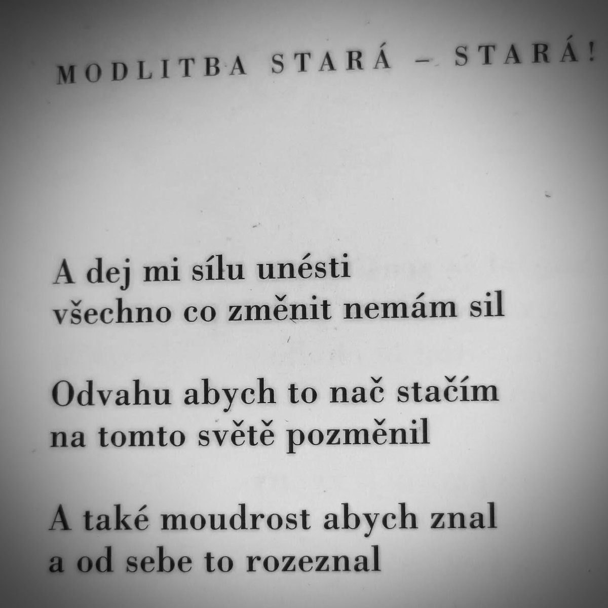 “Modlitba není padák. Je to kompas. Nezachrání tě před bouří. Provede tě skrze ni.” — Bear Grylls

Báseň: Jan Skácel

#stoicismus #stoik #prokopton