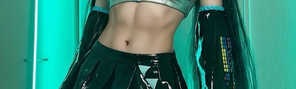 mira_phoenixx's tweet image. 184cmで可愛くないのに趣味のコスプレしたら
炎上しちゃいそうで怖いです。
好きなコスプレしたらダメですか？