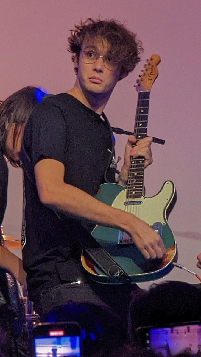 venndiegr4m's tweet image. wiIbur this weight was sexy do it again