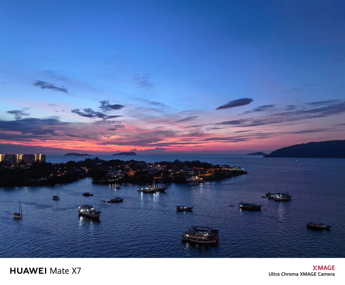 As the sky fades, every shade comes through. Captured on the all-new #HUAWEIMateX7, the True-to-Colour Camera with Ultra HDR captures layered hues and subtle gradients, bringing sunset scenes to life with depth and richness. 

📍Kota Kinabalu, Sabah

#HUAWEIMY #UnfoldtheMoment
