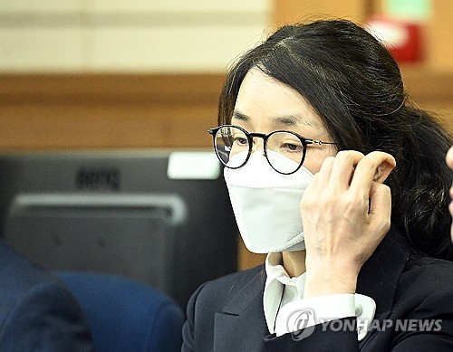 yonhaptweet's tweet image. [속보] 법원, 김건희 2022년 7월 샤넬백은 알선명목 수수로 인정 
yna.co.kr/view/AKR202601…