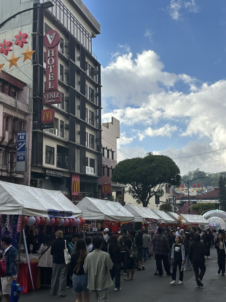 Jonathanbadon's tweet image. Baguio City! All set for Panagbenga Festival (Flower Festival) next week! 
#baguiocity #PanagbengaFestival #SessionRoad