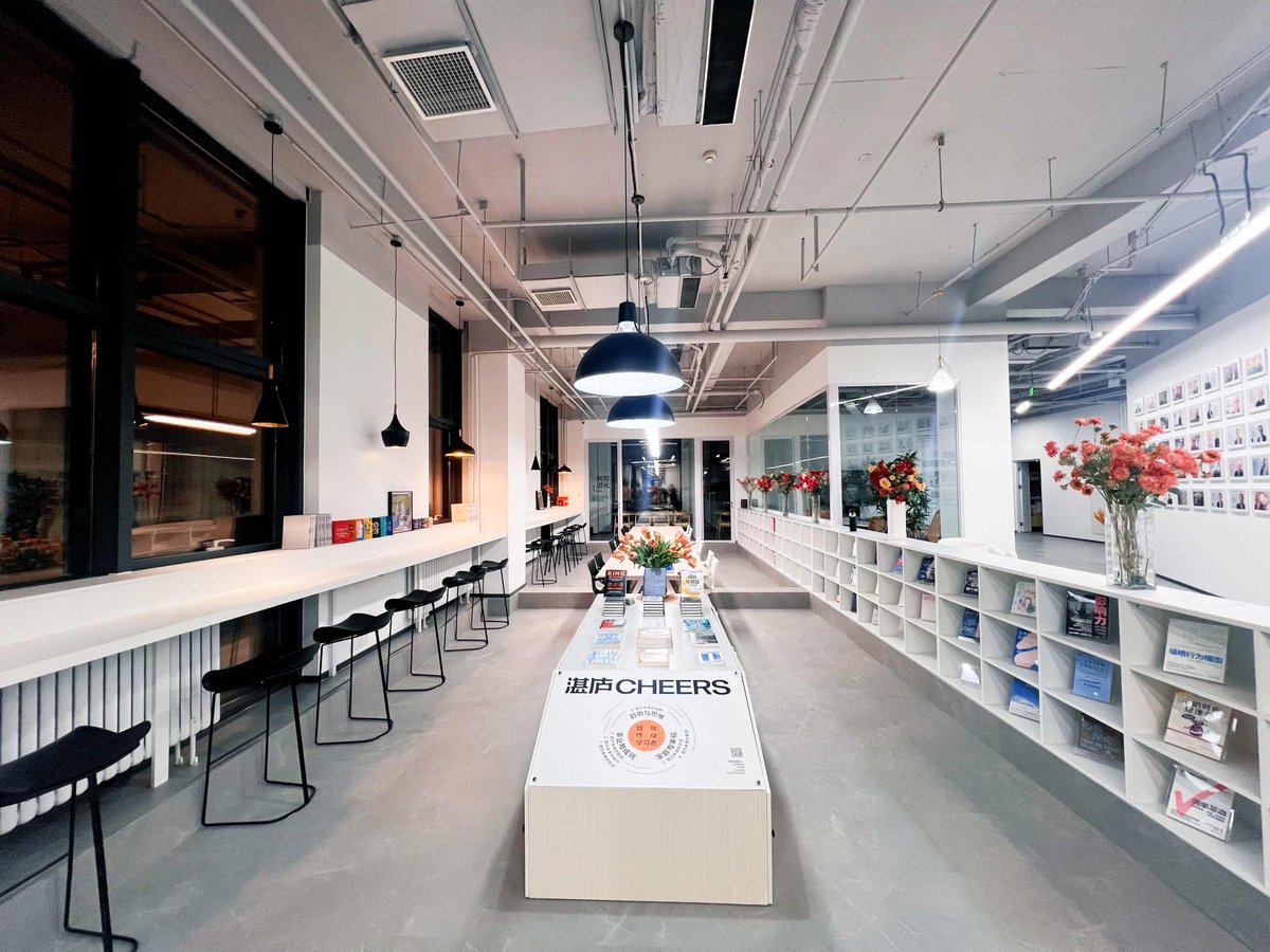 Cheers Publishing tweet media