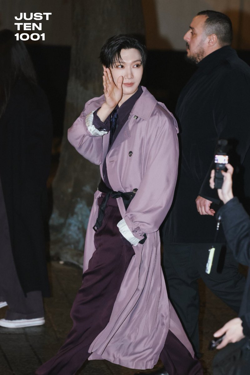 shtilljh's tweet image. โห รูปที่ปล่อยมาแต่ละรูปคือจึ้งไม่ไหว คุณหนูราชนิกุลสูงส่งมาแต่ไกล ราศีจับไปทั่วปารีส สมมง BA สุด ๆ ค่ะ นี่แหละความคุณภาพ

TENLEE WITH YSL MENs WINTER26
#SaintLaurentxTEN