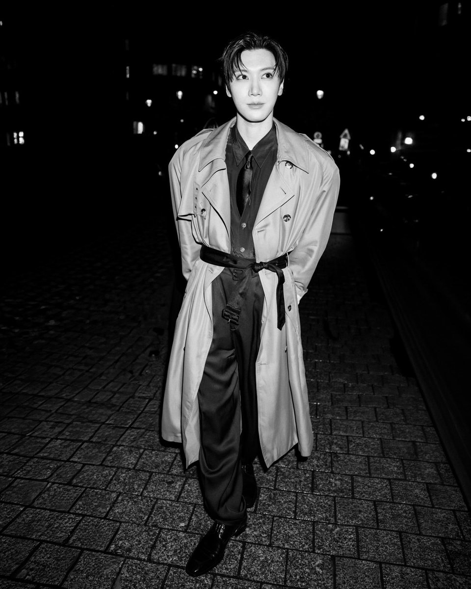 shtilljh's tweet image. โห รูปที่ปล่อยมาแต่ละรูปคือจึ้งไม่ไหว คุณหนูราชนิกุลสูงส่งมาแต่ไกล ราศีจับไปทั่วปารีส สมมง BA สุด ๆ ค่ะ นี่แหละความคุณภาพ

TENLEE WITH YSL MENs WINTER26
#SaintLaurentxTEN