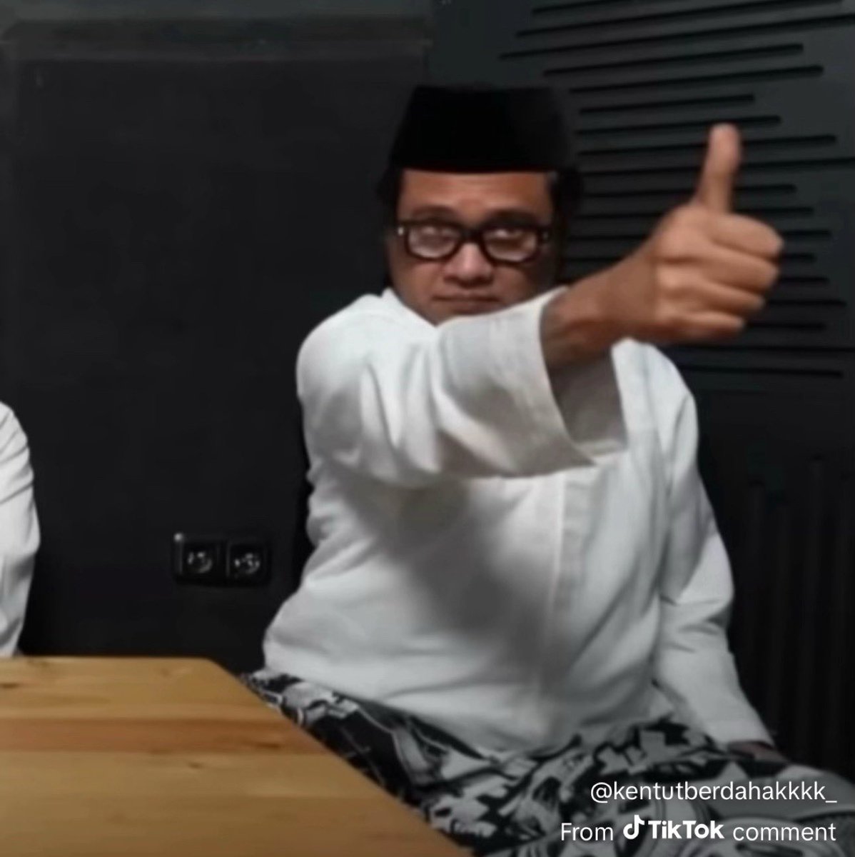 Aw_Dit's tweet image. 