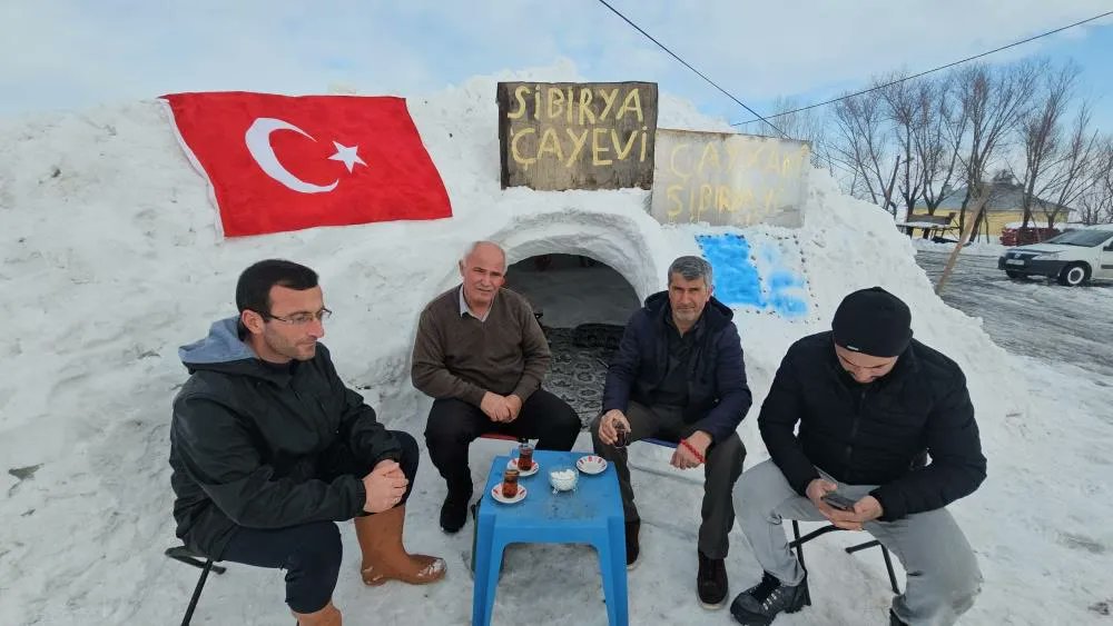 gaziantepolusum's tweet image. Görenlerin hayran kaldığı çayocağı! 

gaziantepolusum.com/haber/27324546… 

#SONDAKİKA #çayocağı #yenilik