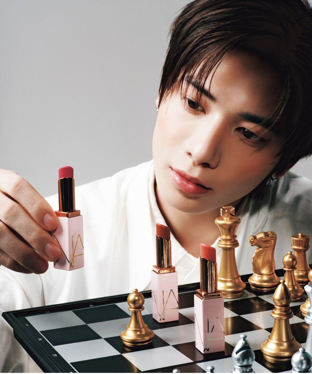 205TYU's tweet photo. #TAEHYUN x NARS https://t.co/M3qWix0nrI