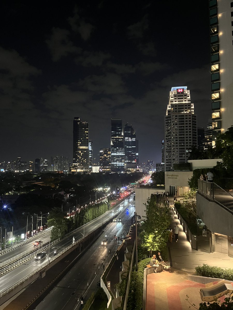 Maxonb99's tweet photo. Sky garden. https://t.co/X6zAFRoBui