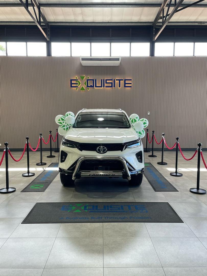 sir_wicknell. tweet media