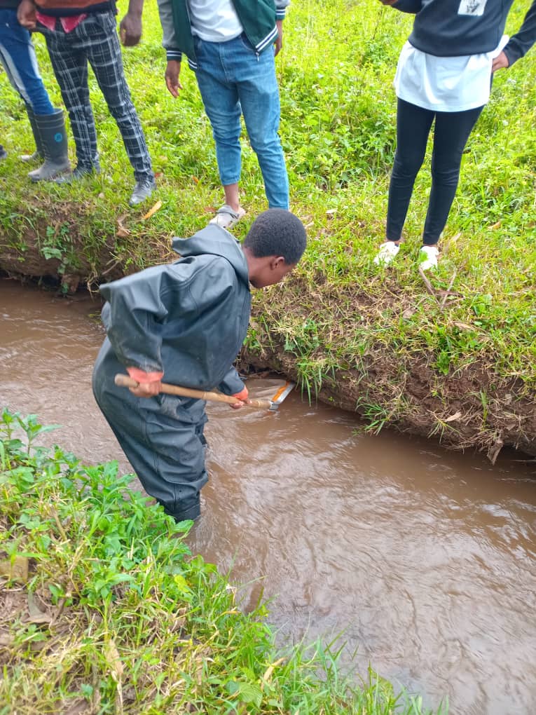 anitah86699's tweet photo. By assessing water quality in local streams, I seek to understand the health of freshwater systems, identify emerging environmental pressures, and support informed conservation actions. 
#NatureConservation
#Ecosystemprotection #CleanWaterProtection
#EnvironmentalConservation https://t.co/cwSsin1w3M
