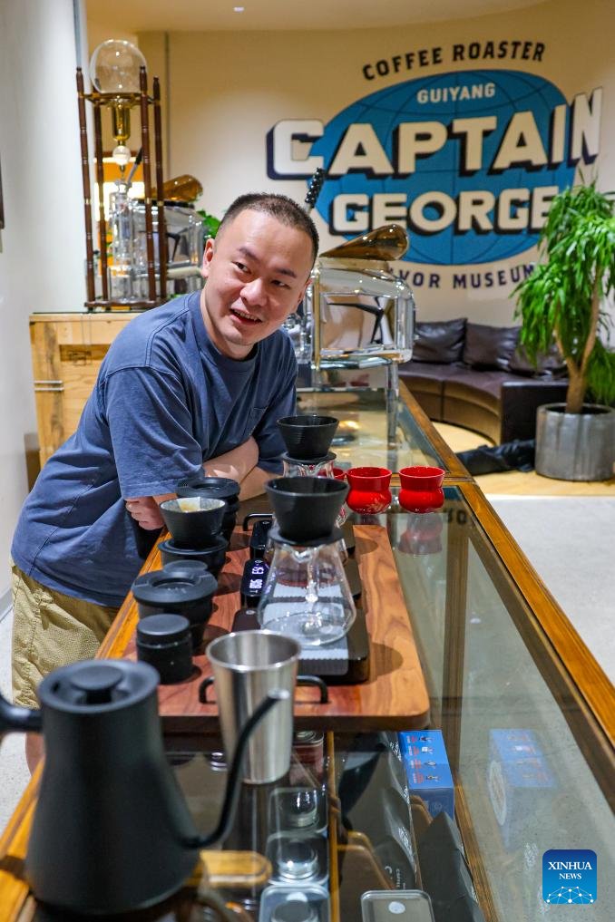 blscarlett's tweet photo. @maityman #Guiyang #CaptainGeorge coffee https://t.co/OrZtLKxKX1