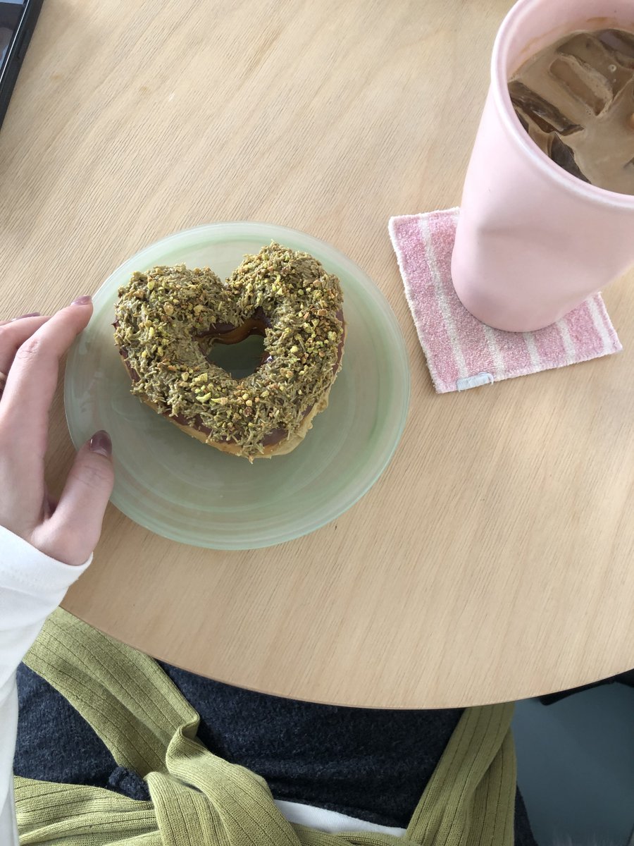 두바이도넛이여 오라 ..