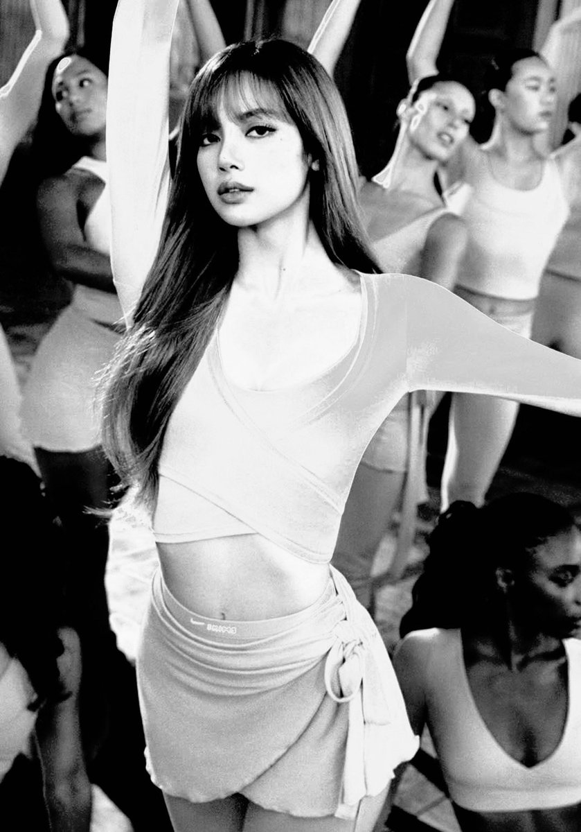 adsxlisa's tweet image. 